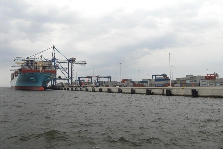 Obowiązek awizacji samochodów ciężarowych w gdańskim terminalu kontenerowym